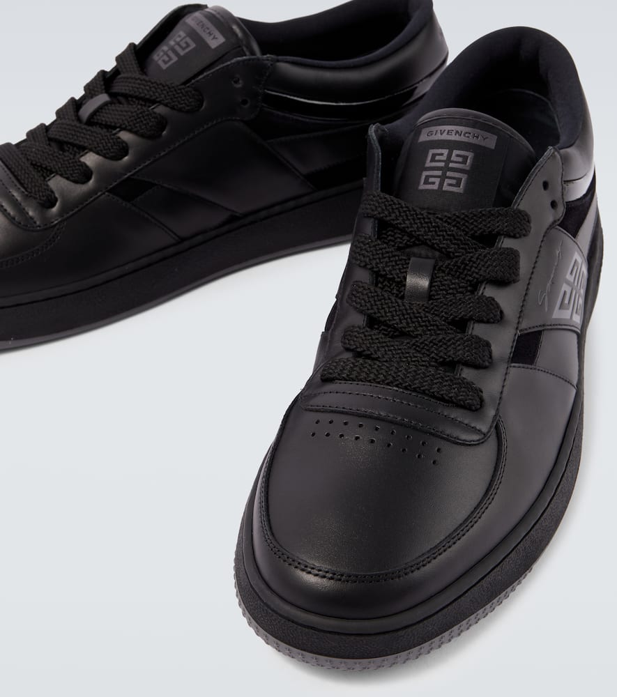 Givenchy Almond Toe Leather Sneakers In Black