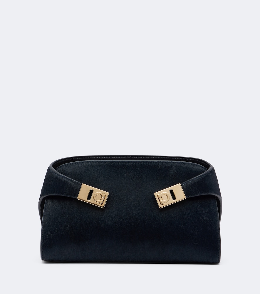 Clutch Hug Small aus Leder