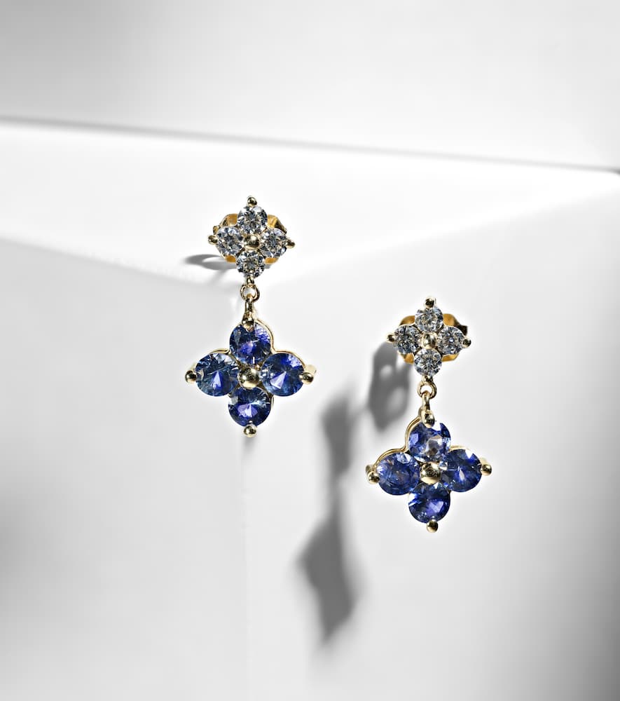 Stone And Strand Luckiest Clover 10kt Gold Earrings With Sapphire And Diamond In Gold