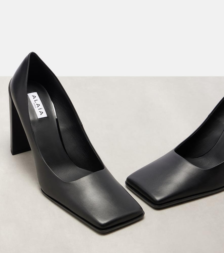 Alaïa Square 90 Leather Pumps In Black