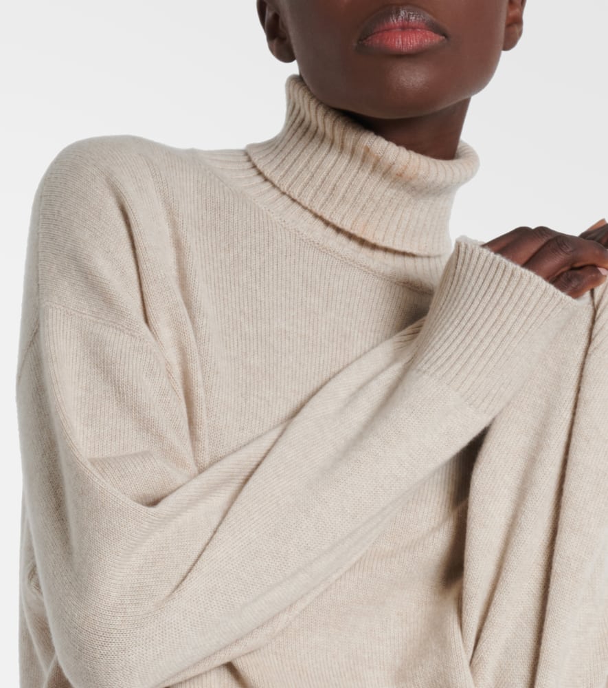 Brunello Cucinelli Cashmere Turtleneck Sweater In Brown