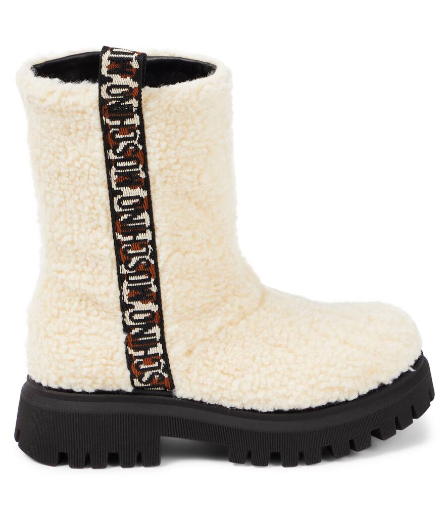 Moschino Logo Teddy Boots In Weiss