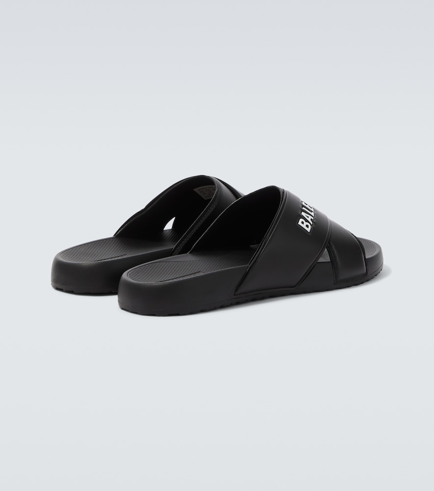 Sporty Pool Slides