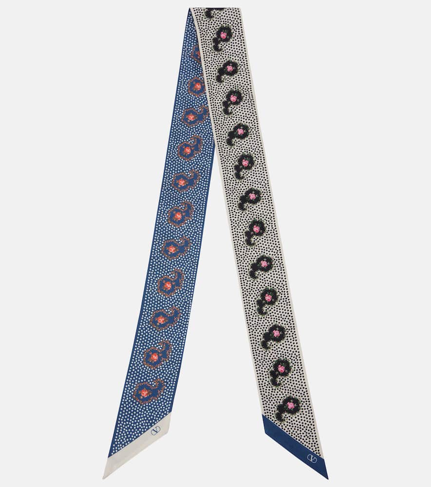 Escape printed silk twill scarf