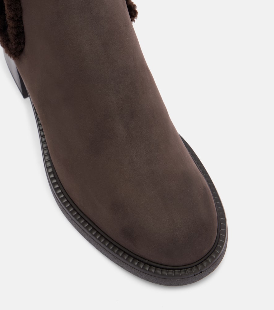 Tod's Shearling-lined Leather Chelsea Boots In Brown