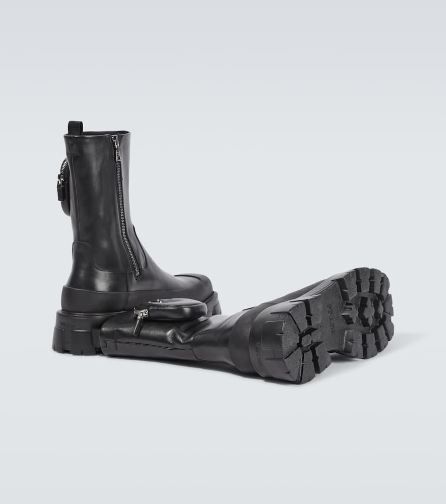 Prada Cai Xukun Also Decorates Small Bags Of Military Style Boots With Ankle Wrapping. In Black