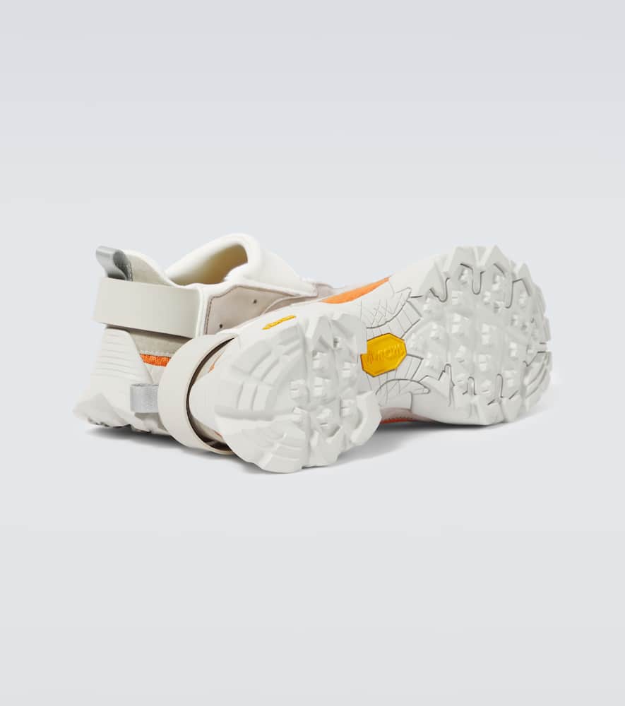 Roa Rozes Sneakers In Sand Orange