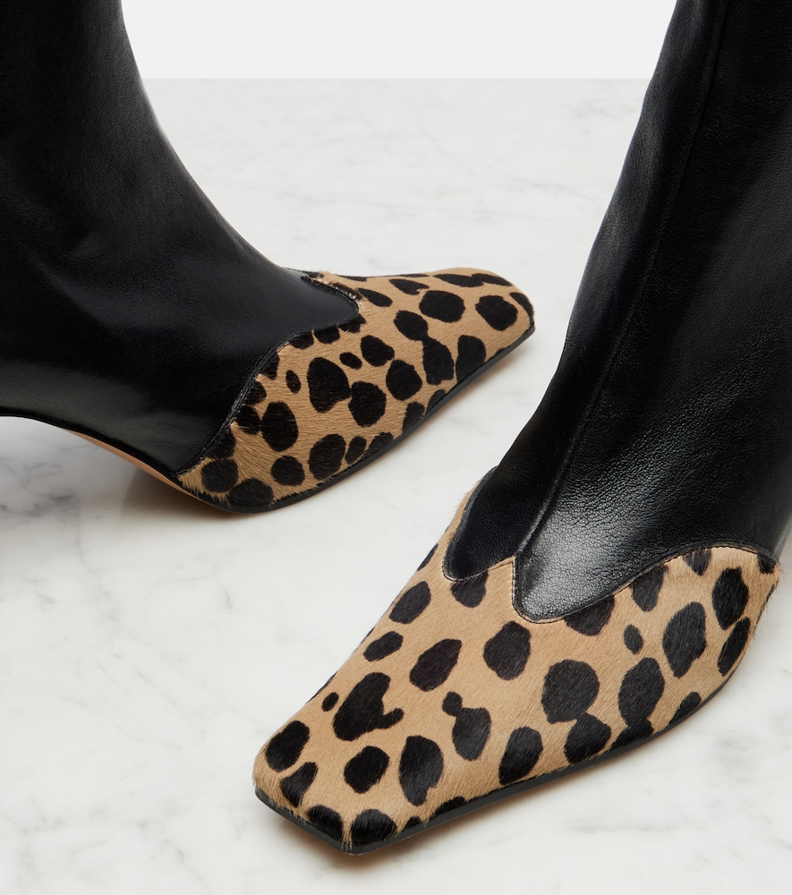  Khaite Khaite Nevada 85 Leather Ankle Boots 
