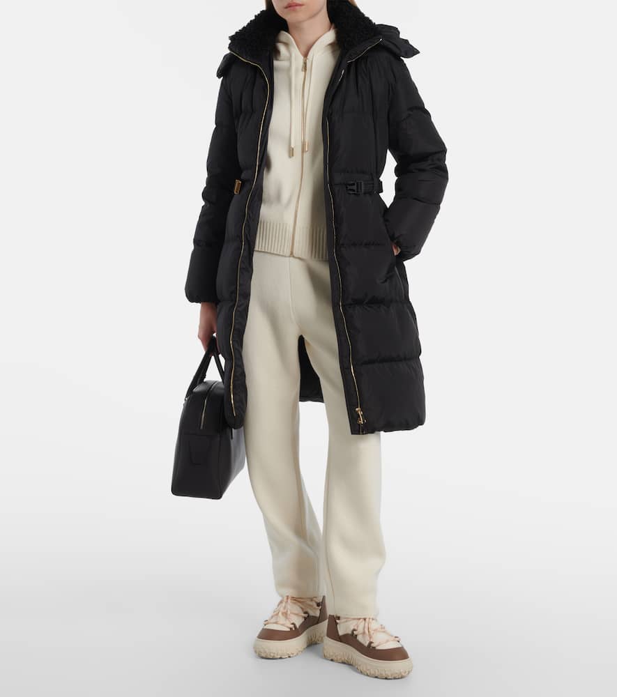 Moncler Daunenmantel Briant In Black