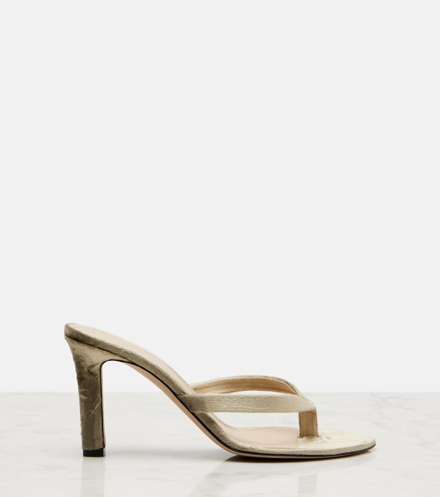 The Row Sacha Leather Thong Sandals In Gold