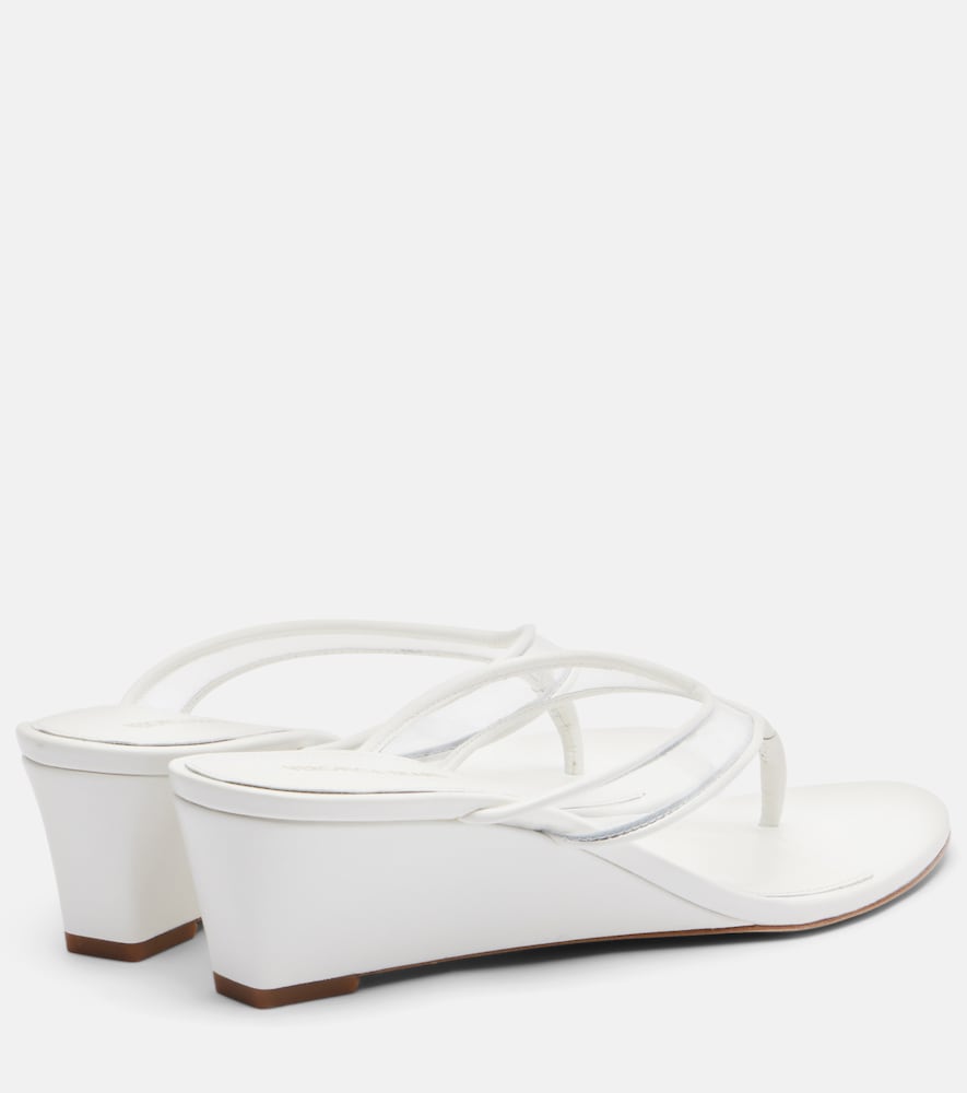 Clea Wedge