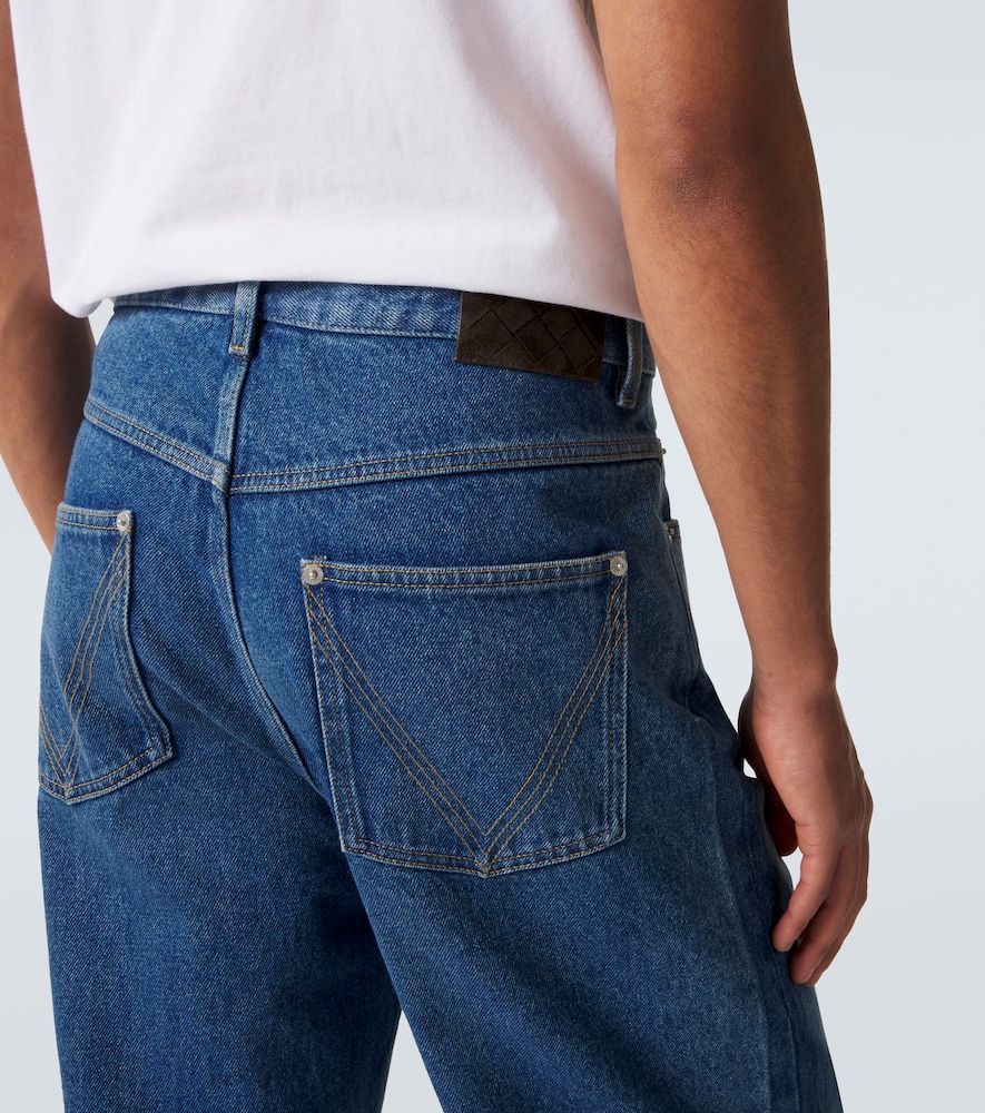 Wide-Leg Jeans
