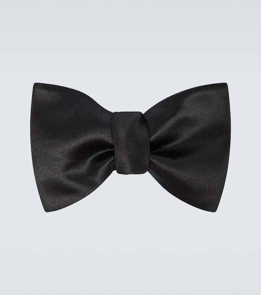 Silk and cotton satin bow tie