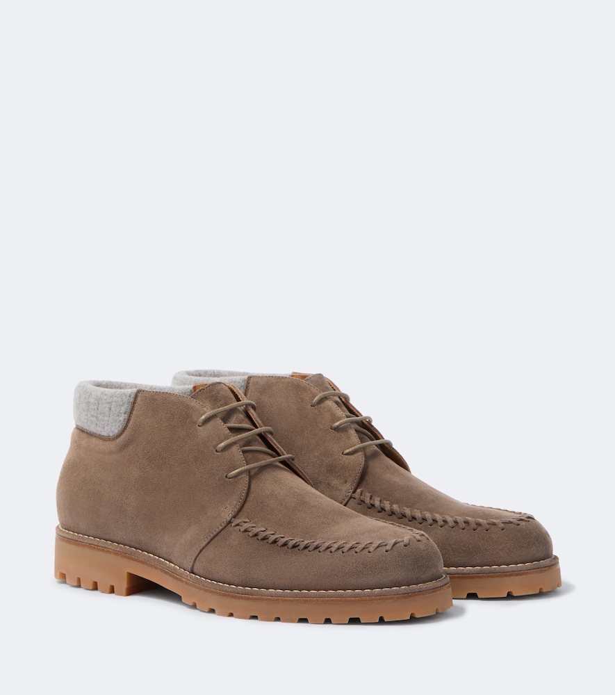 Eleventy Bottines en daim 680 €