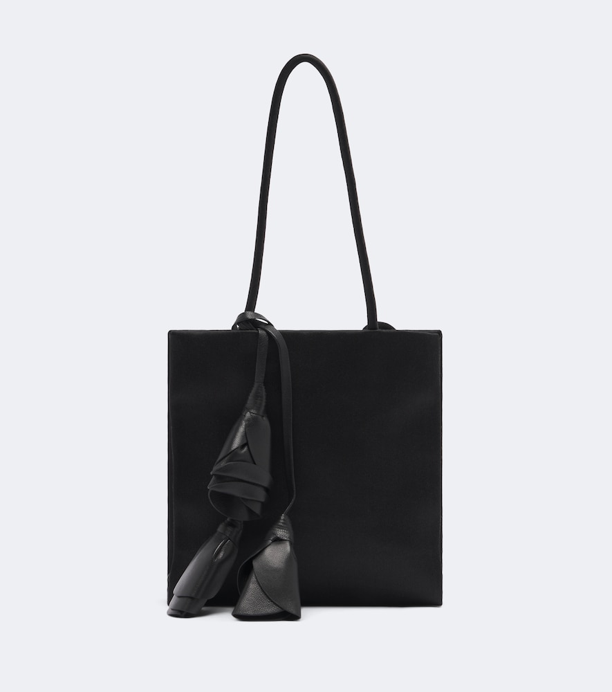 Schultertasche Julia Small aus Satin