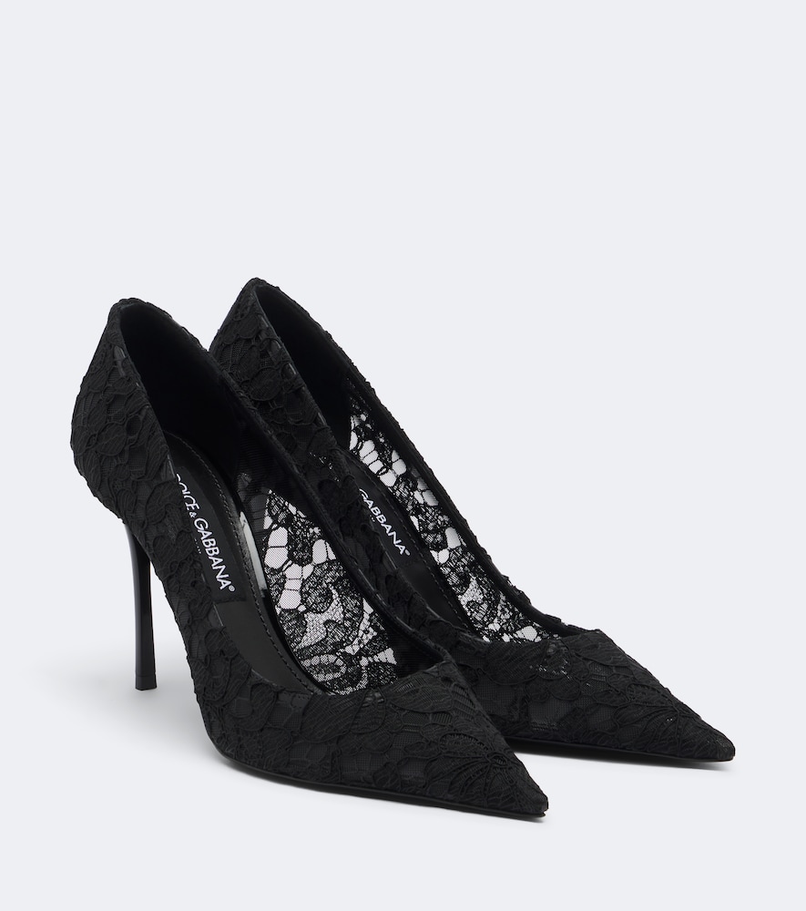 Pumps aus Spitze mit Leder