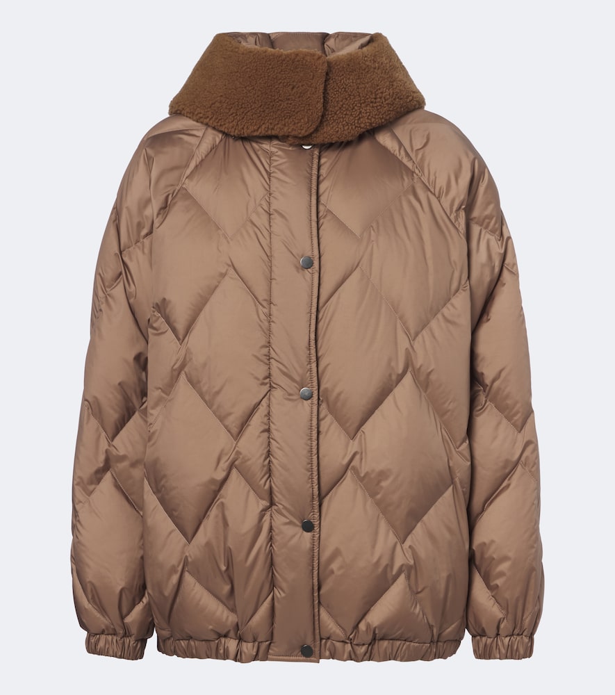 Daunenjacke mit Shearling
