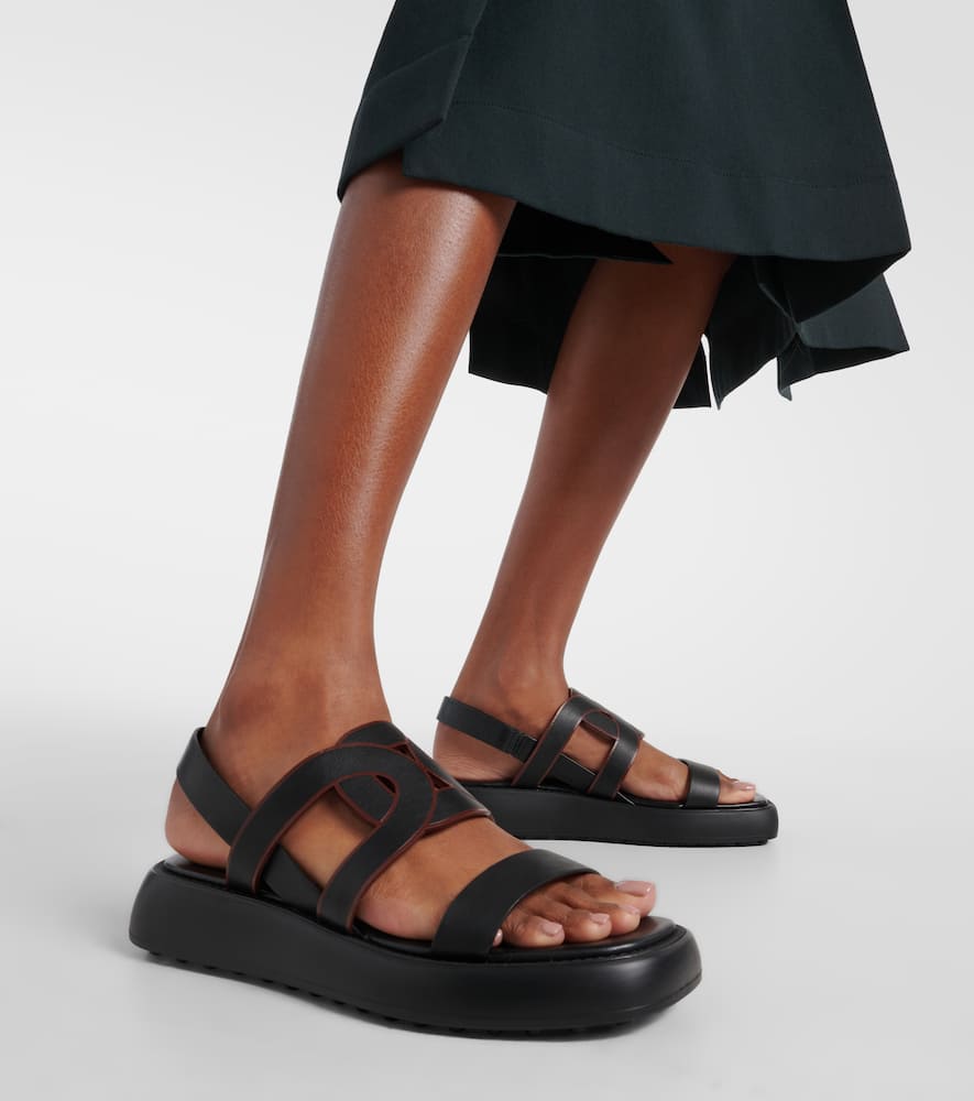 Shop Tod's Catena Leather Sandals In Black