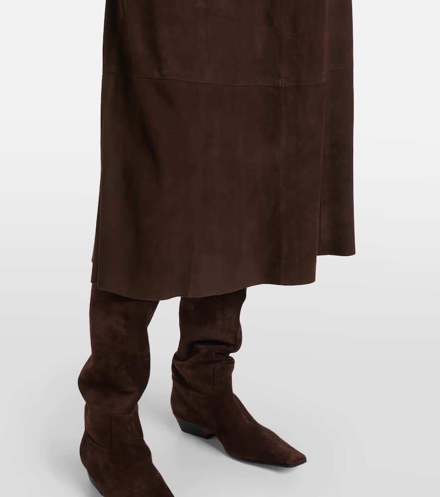 Vince Mid-rise Flared Suede Skirt In Brown
