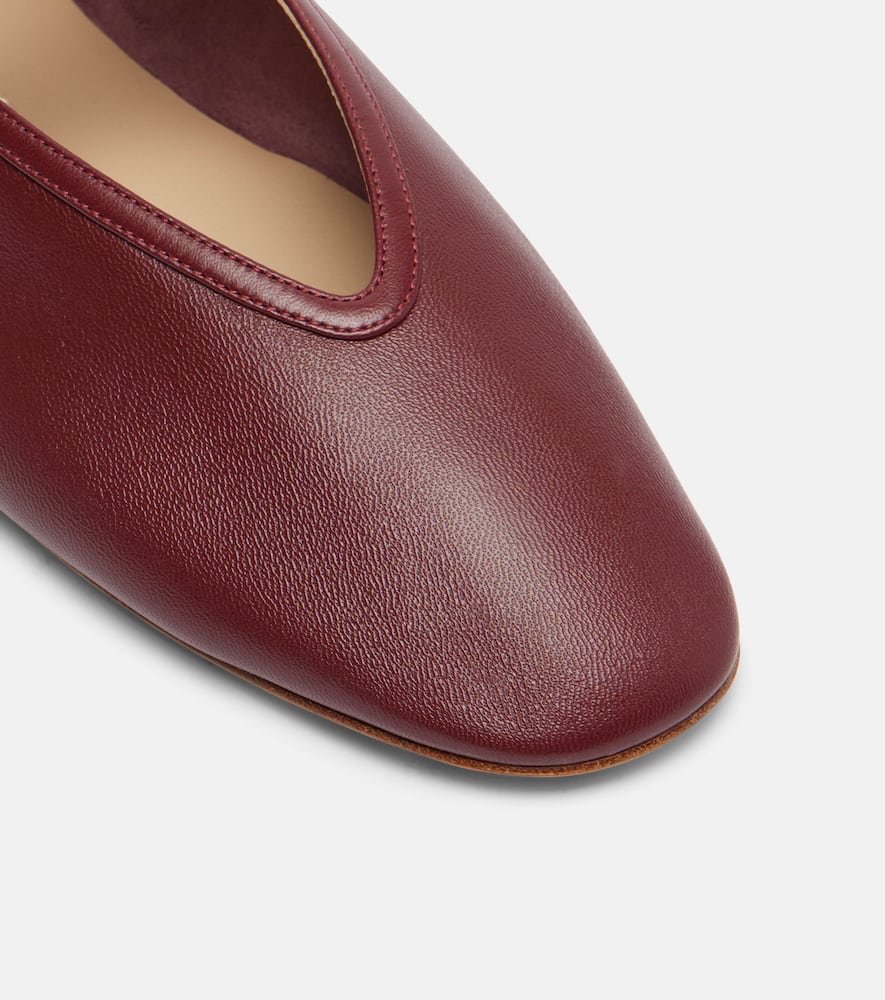 Le Monde Beryl Buckle-strap Ballet Flats In Burgundy