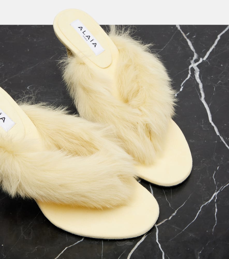 Alaïa Boudoir 90 Shearling-trimmed Leather Mules In Yellow