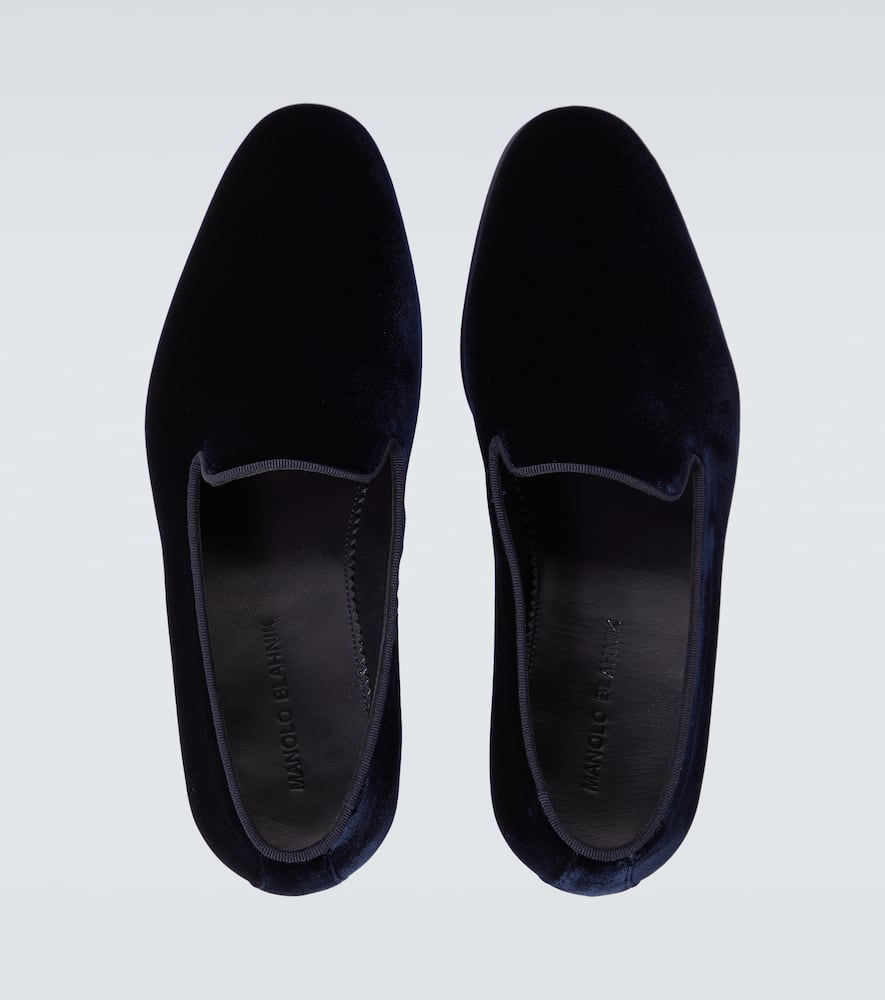 Shop Manolo Blahnik Mario Velvet Loafers In Blue