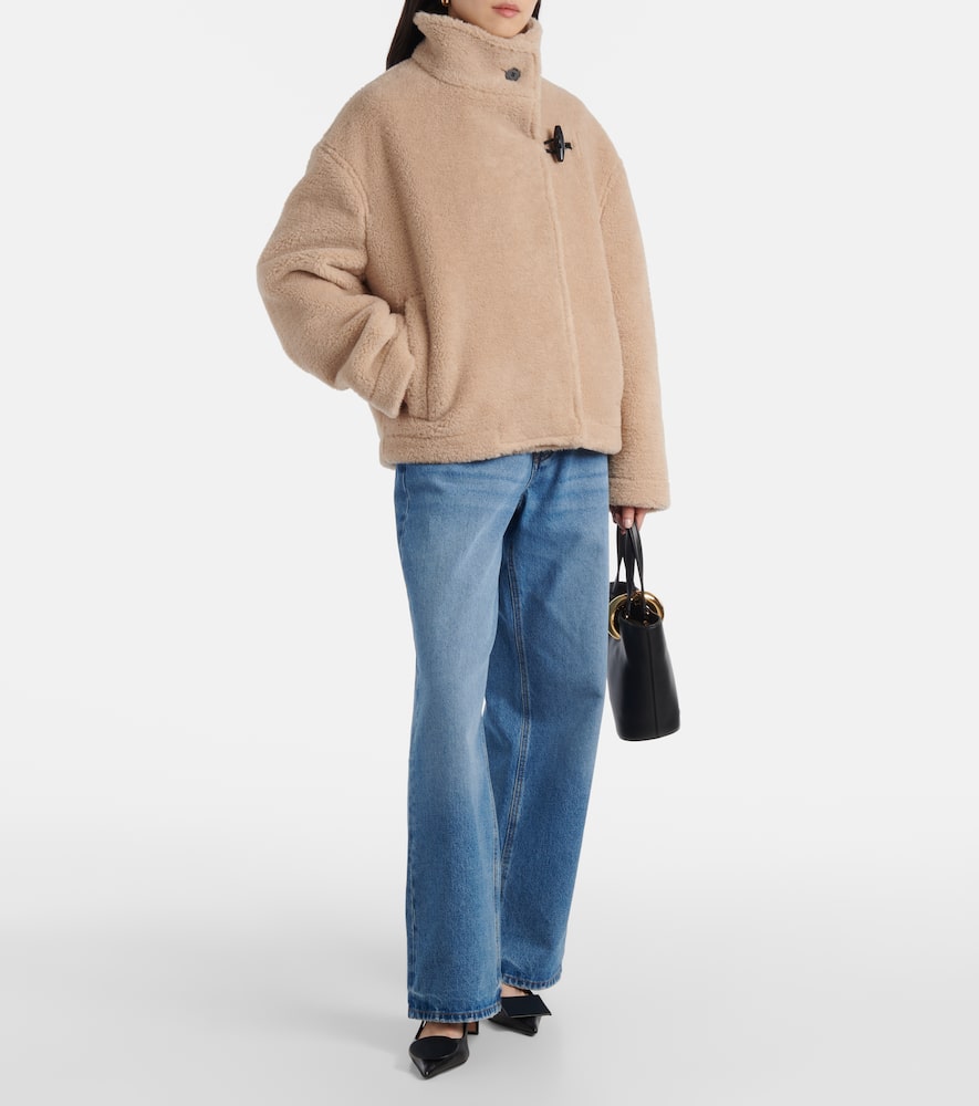 Jacquemus Fernando Teddy Jacket In Beige