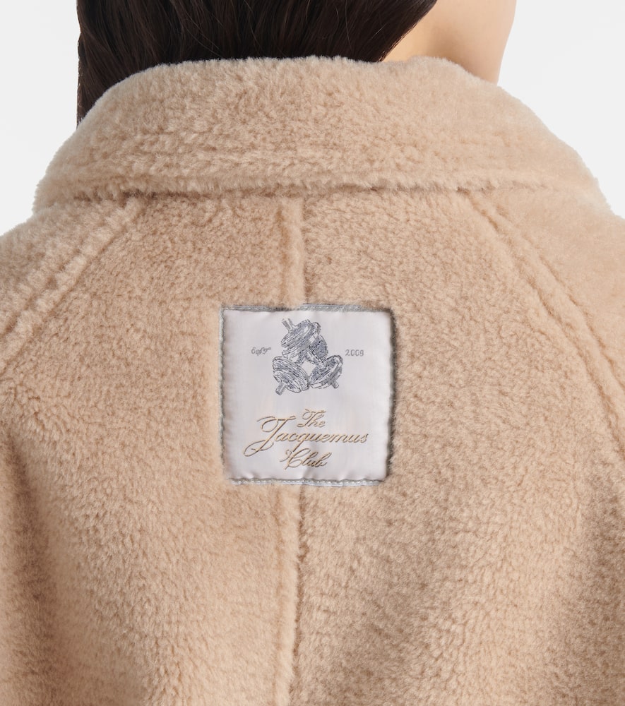 Jacquemus Fernando Teddy Jacket In Beige