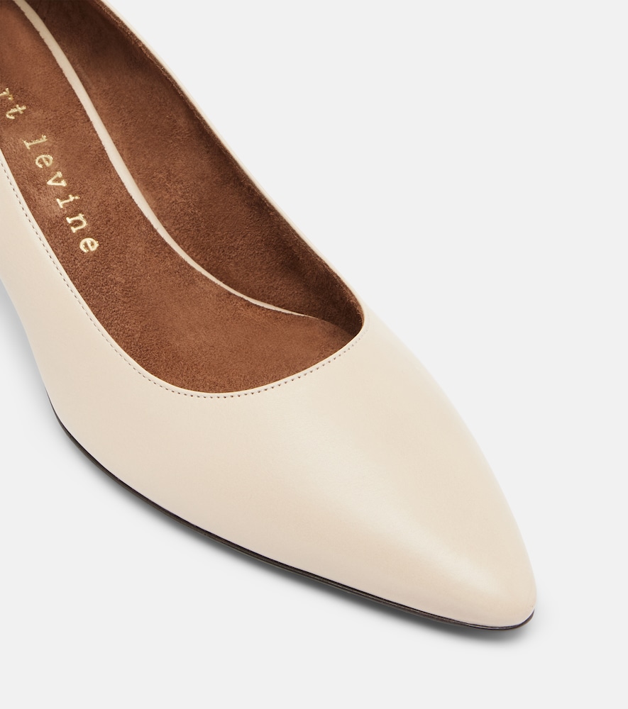 Pump Du Jour Pumps