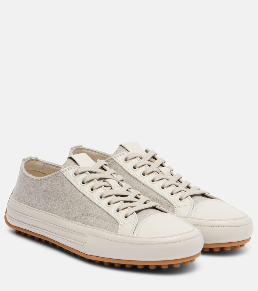 Leather sneakers