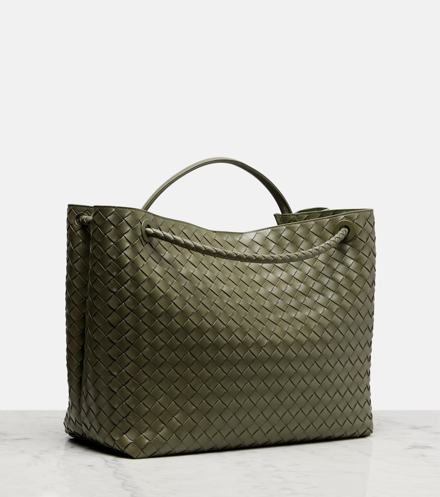 Bottega Veneta Andiamo Intrecciato Large Leather Tote Bag In Green