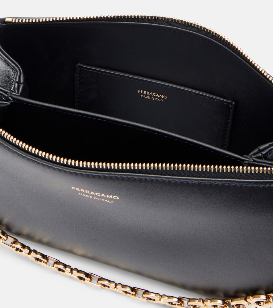  Ferragamo Ferragamo Gancini Mini Leather Shoulder Bag 