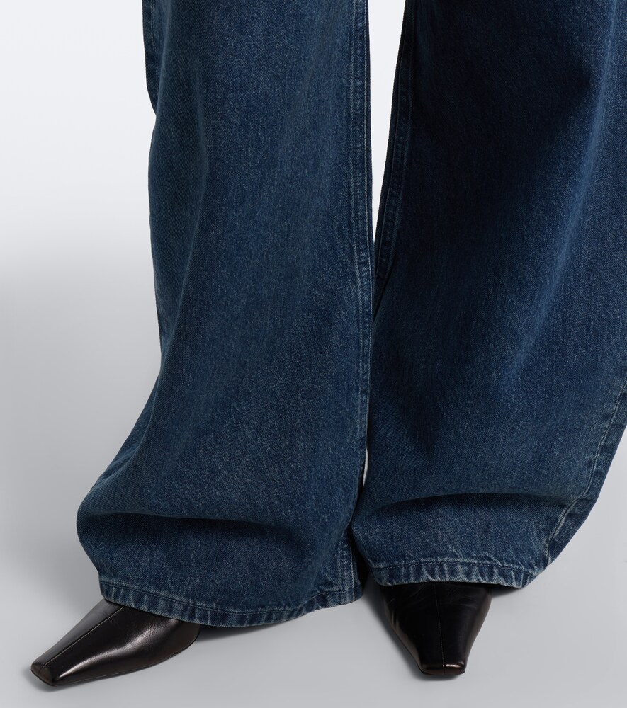 Nick Barrel-Leg Jeans
