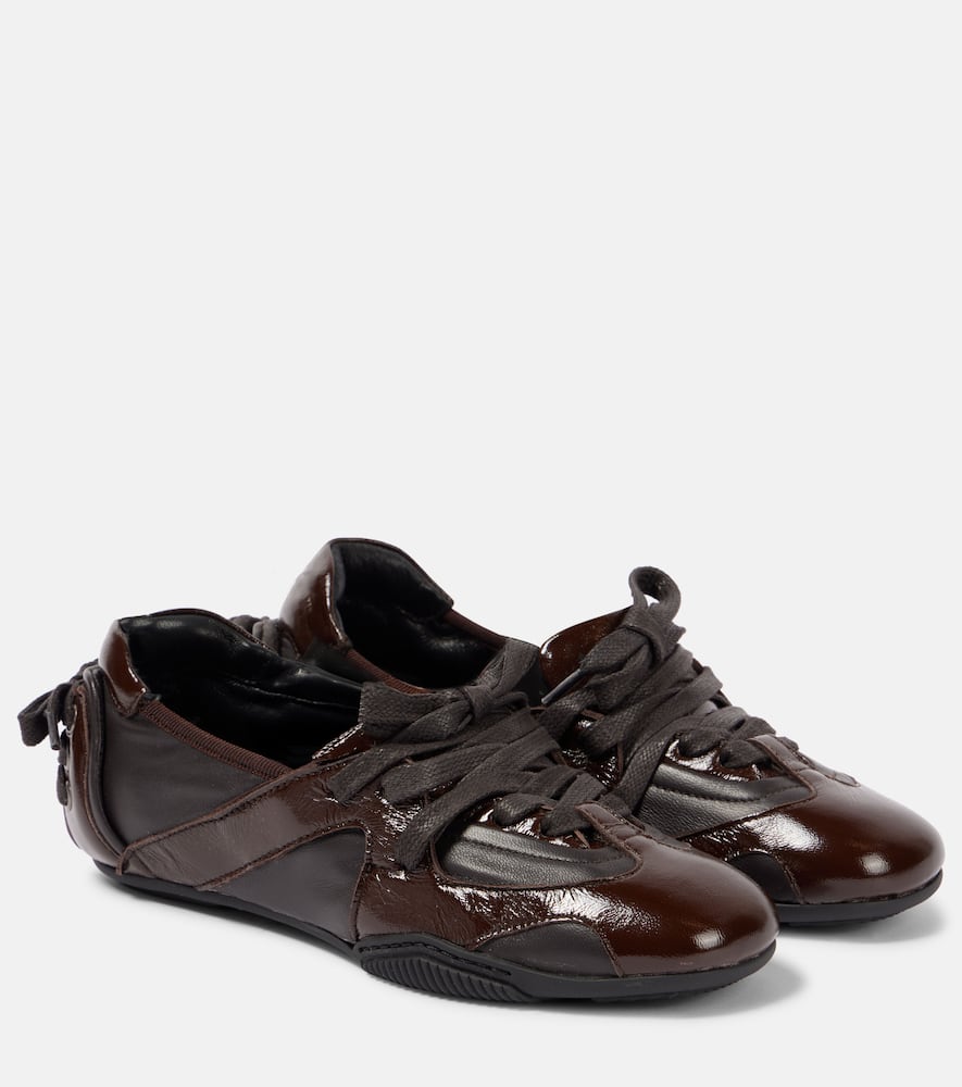 Lace-up leather sneakers