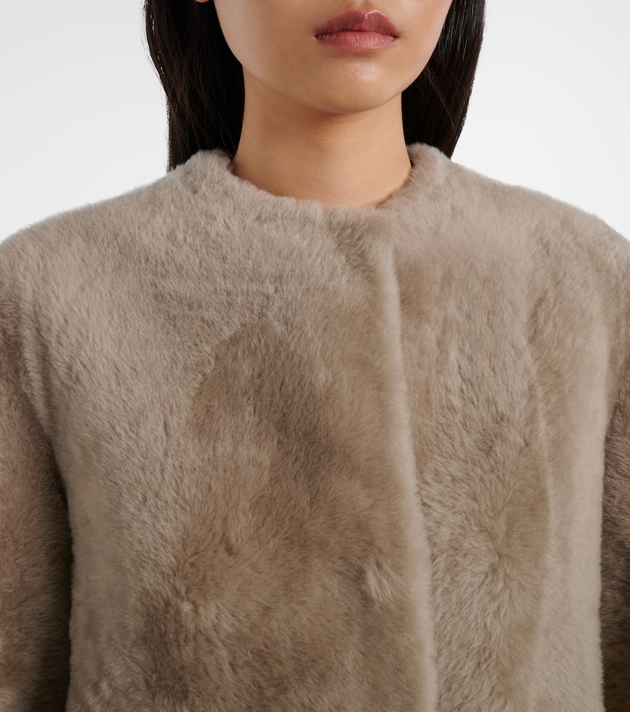 Yves Salomon Shearling Coat In Neutral