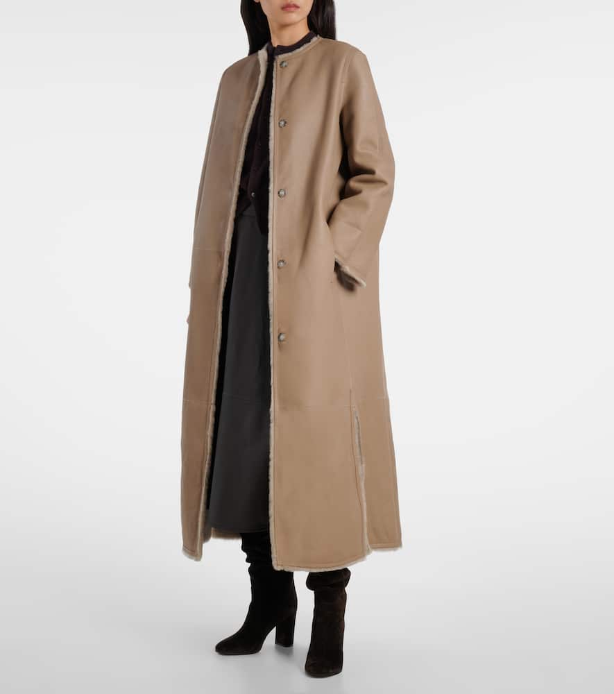 Yves Salomon Shearling Coat In Neutral