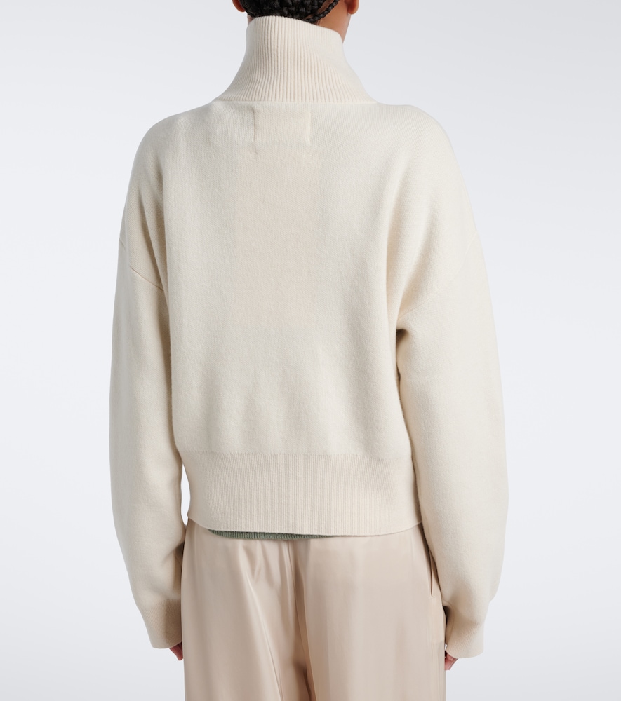 N°385 Xtra Cute Cashmere Jacket