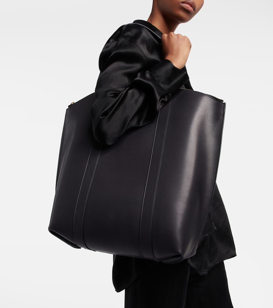 The Row Dante Leather Tote In Black Shg