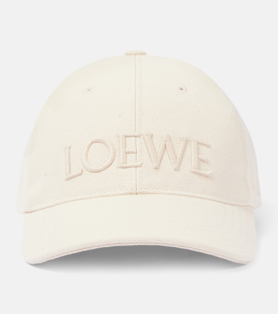 Logo embroidered baseball cap