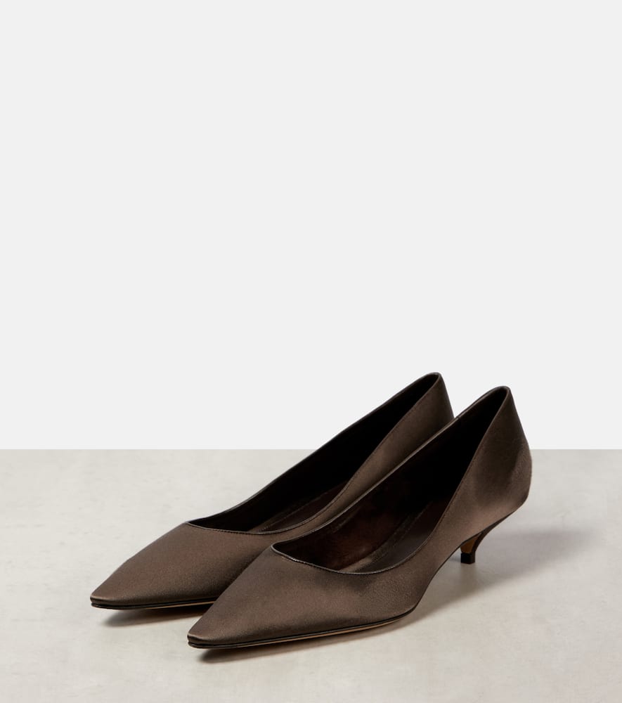The Row Liisa Distressed Kitten-heel Pumps In Brown