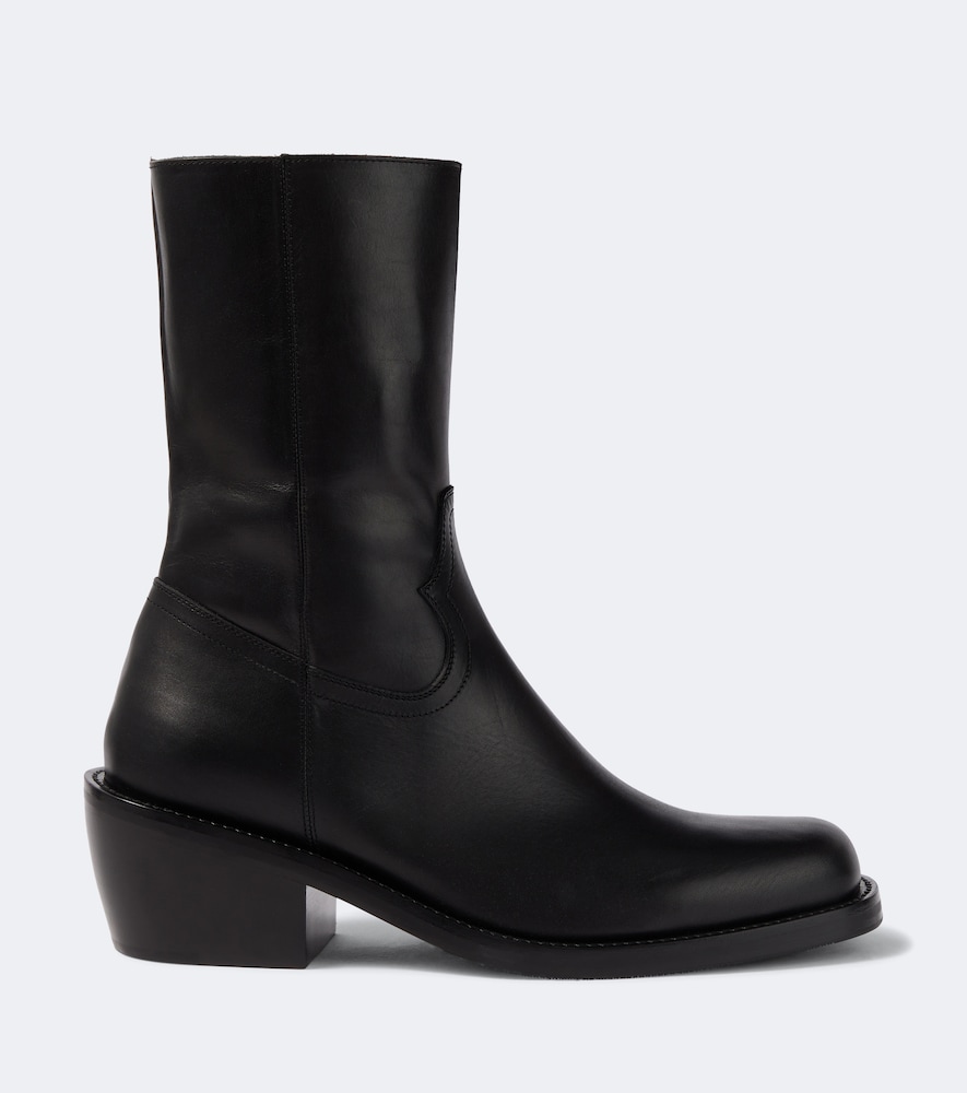  Dries Van Noten Dries Van Noten Leather Ankle Boots 