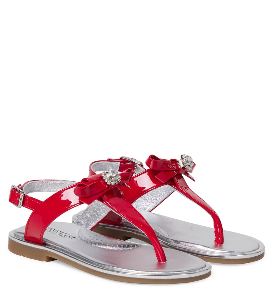 Sandali in vernice con cristalli