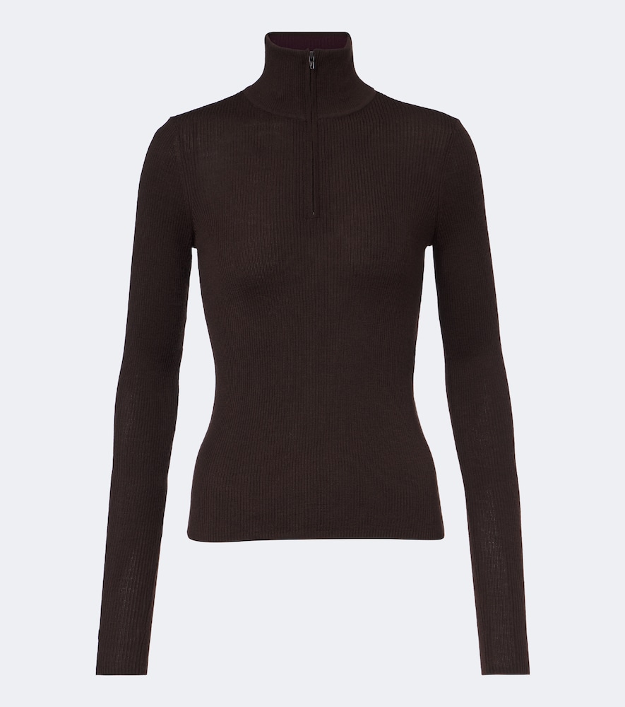 The Frankie Shop Pull Sade en laine et soie 190 €