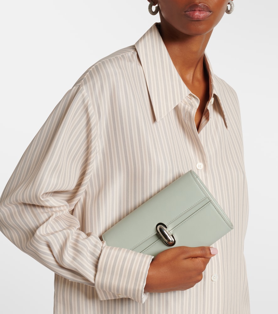 Savette Symmetry 26 leather shoulder bag