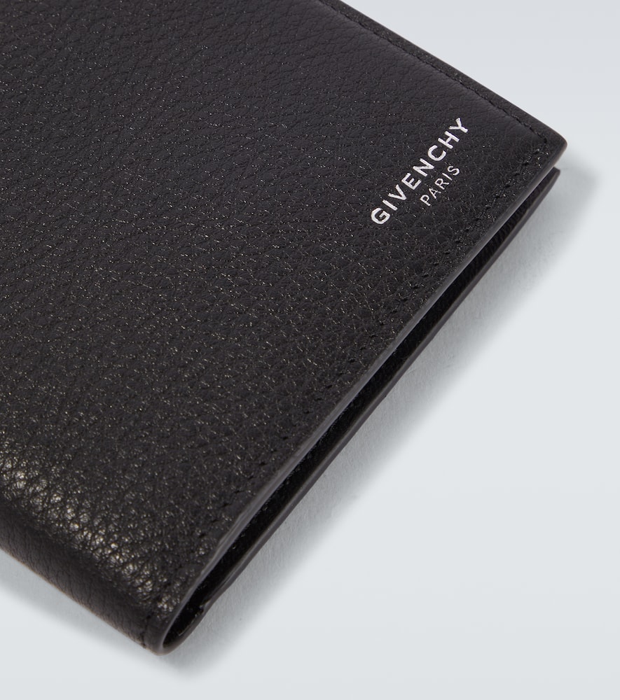 Givenchy Black Bi-fold Wallet With Logo Lettering On The Front In Grained Leather Man In Black