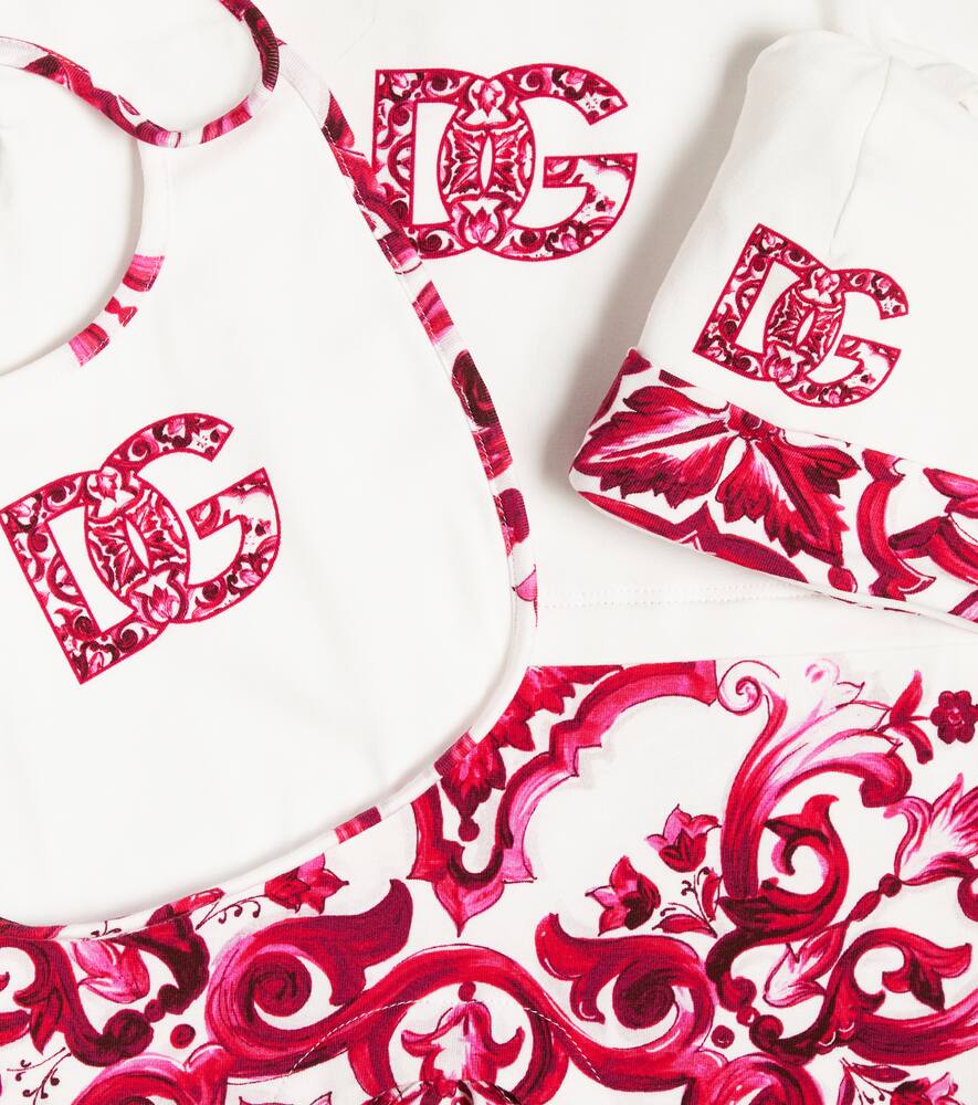 Dolce & Gabbana Baby Majolica Onesie, Bib, And Beanie Set In Pink