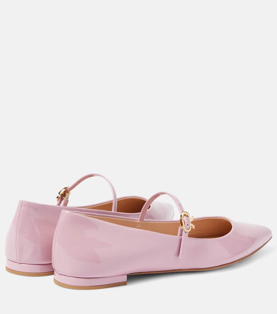 Gianvito Rossi Ribbon Jane 05 Patent Leather Mary Jane Flats In Sugar