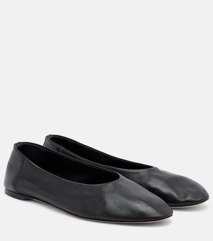 Ballerinas aus Leder