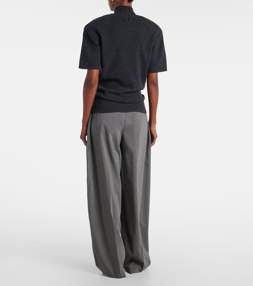 Jacquemus Knitted Wool And Cashmere Sweater In Gray