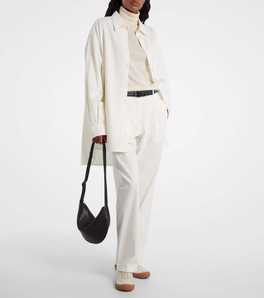 The Row Jouvette Medium Leather Shoulder Bag In Black
